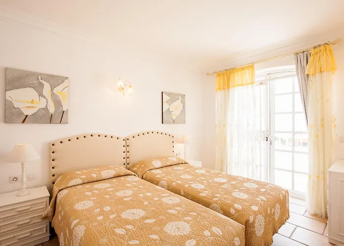 Casa Jade * אדחה